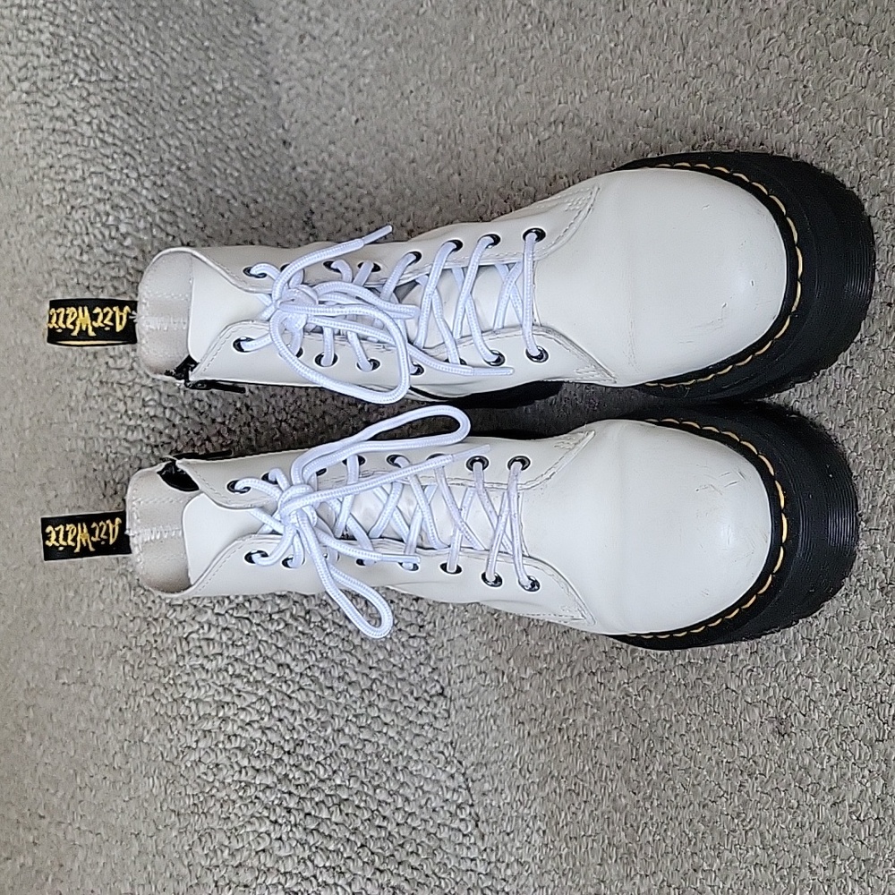 Dr. Martens Jadon Boot